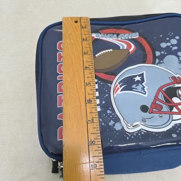 The Northwest Lunchbox New England Patriots Zippered 10" x 8" x 4" Navy Black - Picture 7 of 11